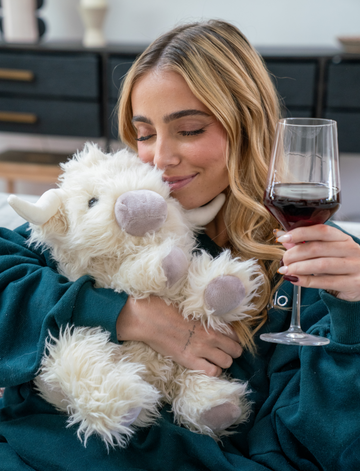 Scottie the Highland Cow – givehugz